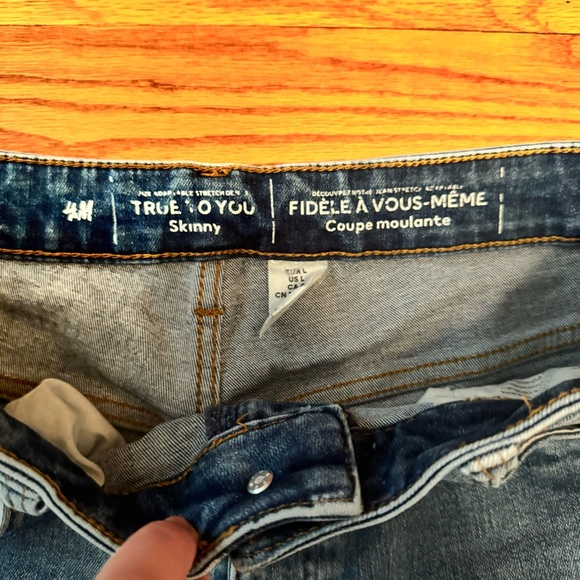 H&M High Rise Jeans - Picture 2 of 4